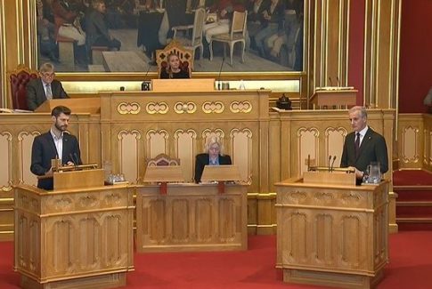 støre moxnes