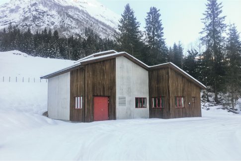 tverrdalselvi